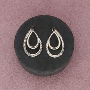 sterling silver vintage diamond-cut oval earrings